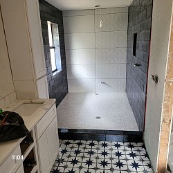 Elite Tile Xpressuons shower and bathroom floor